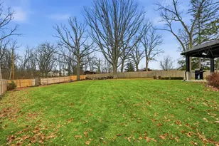 1108 Hillside Dr, New Lenox, IL 60451 - Photo 4