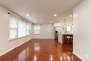 520 Spring St, Roselle, IL 60172 - Photo 12