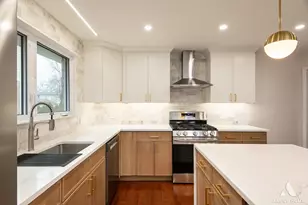 520 Spring St, Roselle, IL 60172 - Photo 6