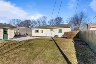 2801 Lawndale Dr, Champaign, IL 61821 - Photo 24