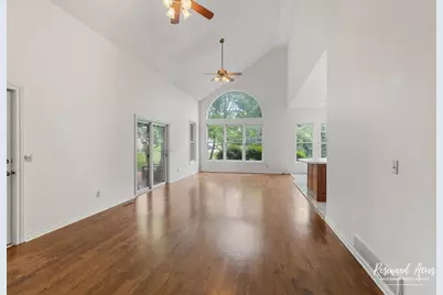 650 Justin Court, Bourbonnais, IL 60914 - Photo 10