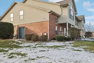 12539 S Quinn Dr, Alsip, IL 60803 - Photo 2
