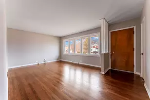 4904 W Hawthorne Ave, Hillside, IL 60162 - Photo 2