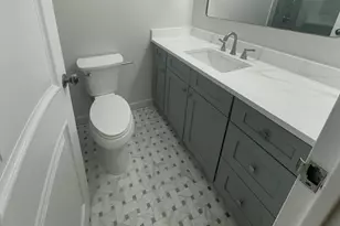 [Address not provided], Chicago, IL 60611 - Photo 18