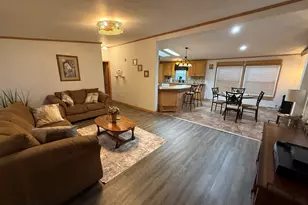 361 Daffodil Ln, Matteson, IL 60443 - Photo 14
