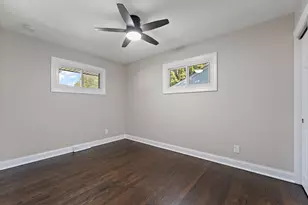 15519 Elm St, South Holland, IL 60473 - Photo 12