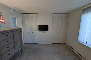 9128 W Terrace Dr, Niles, IL 60714 - Photo 6