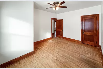 327 W Garfield Street, Freeport, IL 61032 - Photo 24