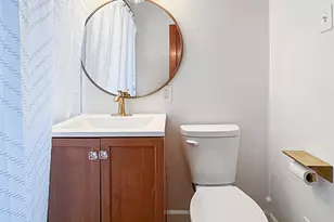 327 W Garfield St, Freeport, IL 61032 - Photo 30