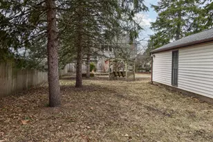 301 E Douglas St, Saint John, IL 61873 - Photo 34