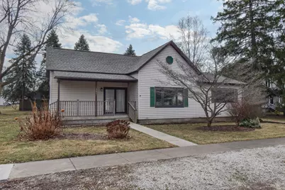 301 E Douglas Street, Saint John, IL 61873 - Photo 1