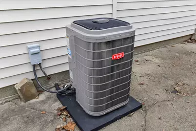 301 E Douglas Street, Saint John, IL 61873 - Photo 36