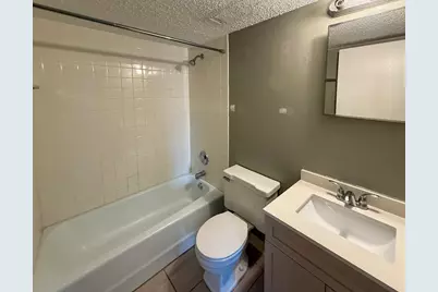 6305 Joliet Road #11, Countryside, IL 60525 - Photo 8