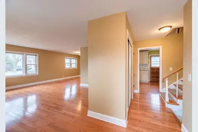 114 N Forest Avenue, Palatine, IL 60074 - Photo 6