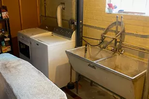 372 Bensley Ave, Calumet City, IL 60409 - Photo 16