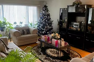 372 Bensley Ave, Calumet City, IL 60409 - Photo 2