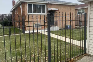 372 Bensley Ave, Calumet City, IL 60409 - Photo 18
