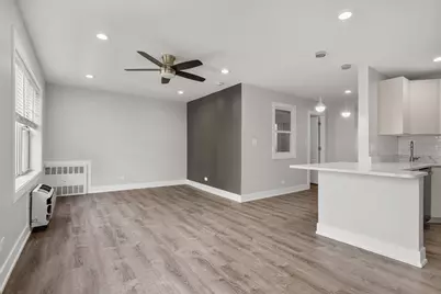 1303 W Estes Avenue #4E, Chicago, IL 60626 - Photo 2