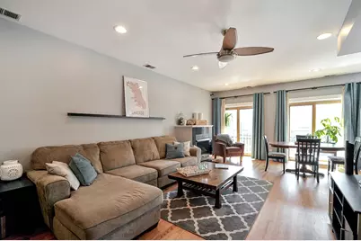 1523 N Ashland Avenue #2, Chicago, IL 60622 - Photo 2