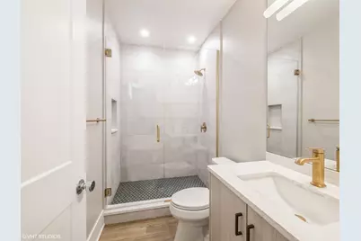 1607 W Waveland Avenue #1S, Chicago, IL 60613 - Photo 10