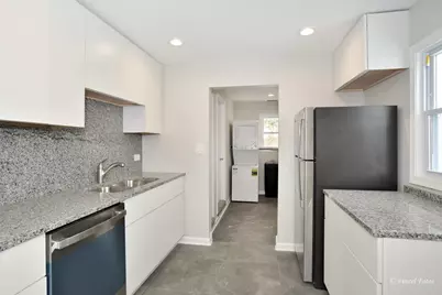 309 Glenwood Avenue, McHenry, IL 60051 - Photo 4