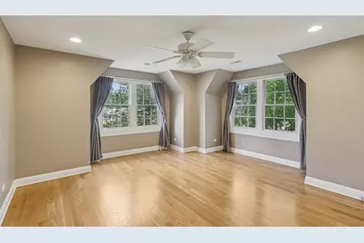 6619 Palma Lane, Morton Grove, IL 60053 - Photo 36