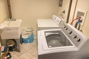 1949 Governors Ln, Hoffman Estates, IL 60169 - Photo 14