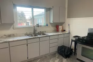 1534 E 86th Pl, Chicago, IL 60619 - Photo 6