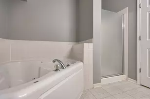 2211 Waterleaf Ct, Naperville, IL 60564 - Photo 14