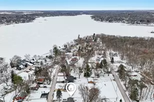 4609 W Shore Dr, Wonder Lake, IL 60097 - Photo 24