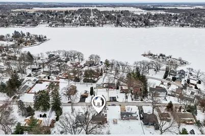 4609 W Shore Drive, Wonder Lake, IL 60097 - Photo 2