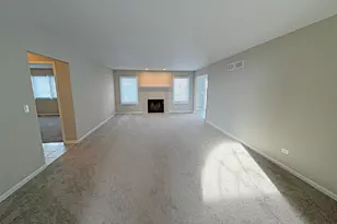 620 Larkspur Ln, Matteson, IL 60443 - Photo 4