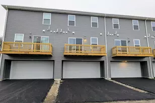 1384 Foxglove Dr, Bartlett, IL 60103 - Photo 2