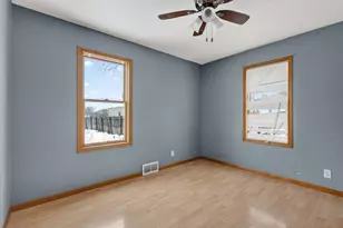 560 Beckman Dr, Kankakee, IL 60901 - Photo 6