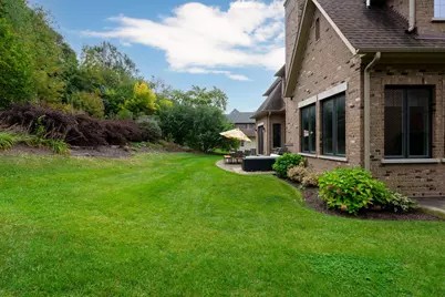 641 Lakeside Drive, Hinsdale, IL 60521 - Photo 4