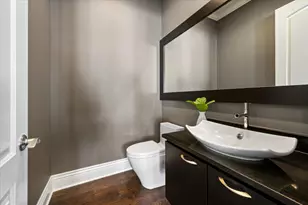 641 Lakeside Dr, Hinsdale, IL 60521 - Photo 18