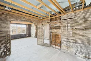 7047 S Princeton Ave, Chicago, IL 60621 - Photo 10