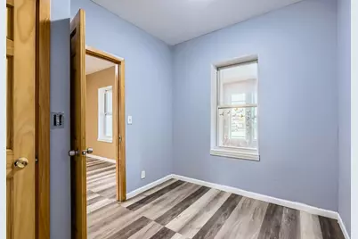 8151 S Bennett Avenue, Chicago, IL 60617 - Photo 8