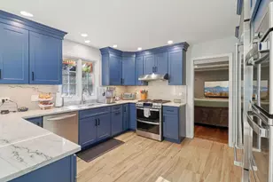 1443 Woodhill Dr, Northbrook, IL 60062 - Photo 10