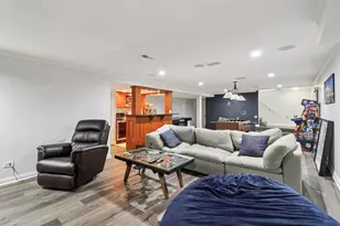 1443 Woodhill Dr, Northbrook, IL 60062 - Photo 36