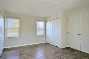 650 Shining Water Dr, Carol Stream, IL 60188 - Photo 12