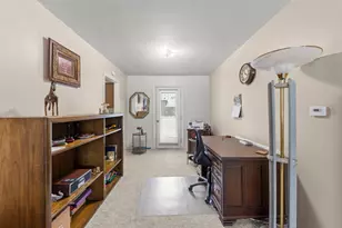 722 Countryside Dr, Wheaton, IL 60187 - Photo 6