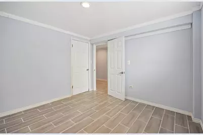 301 Villa Road, Streamwood, IL 60107 - Photo 28