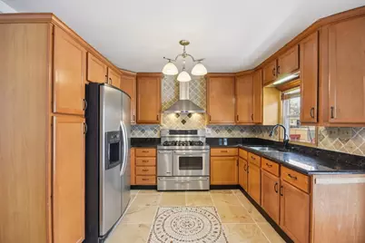 301 Villa Road, Streamwood, IL 60107 - Photo 8