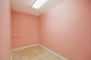 301 Villa Rd, Streamwood, IL 60107 - Photo 24