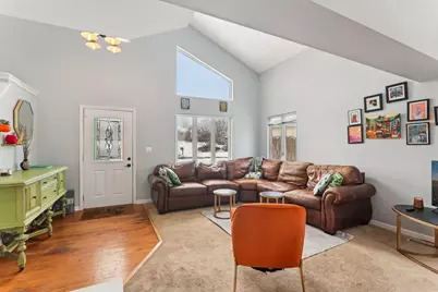 617 Lake Breeze Court, Lake Villa, IL 60046 - Photo 2