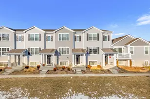 2544 Alison Ave, Pingree Grove, IL 60140 - Photo 2