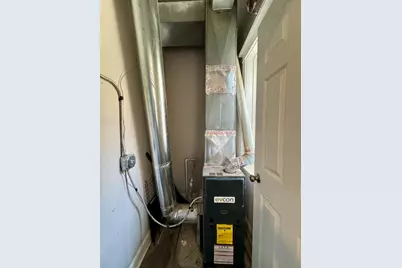 11022 S Vernon Avenue, Chicago, IL 60628 - Photo 8