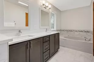 412 Lawrence Ave, Glen Ellyn, IL 60137 - Photo 14