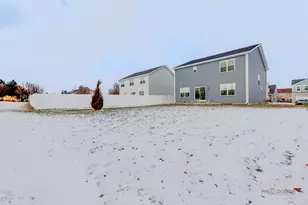 2490 Olivia Ct, Wauconda, IL 60084 - Photo 24